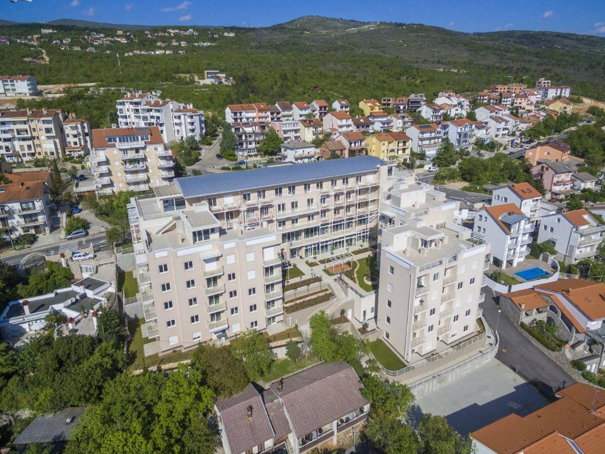 Apartments Mb Crikvenica Eksteriør bilde