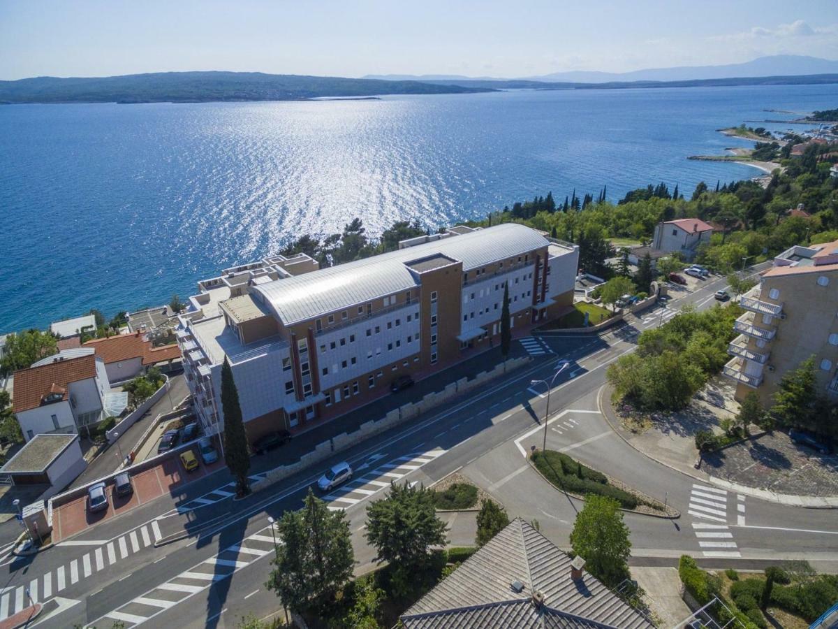 Apartments Mb Crikvenica Eksteriør bilde