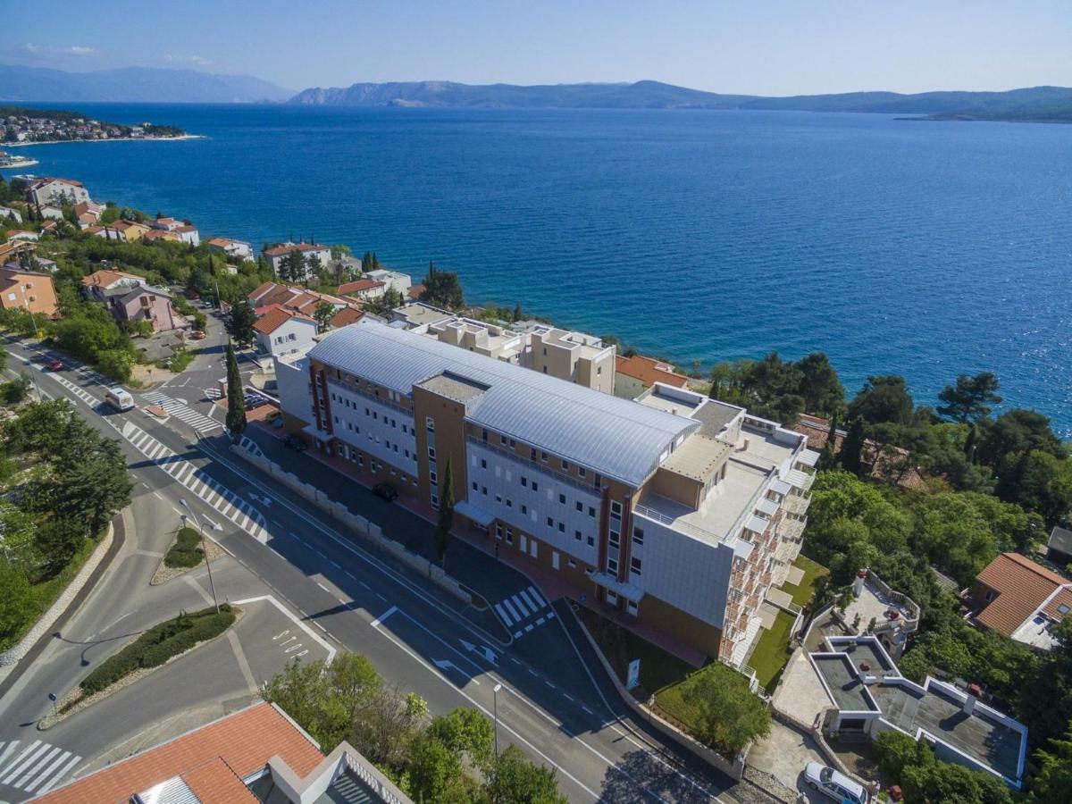 Apartments Mb Crikvenica Eksteriør bilde