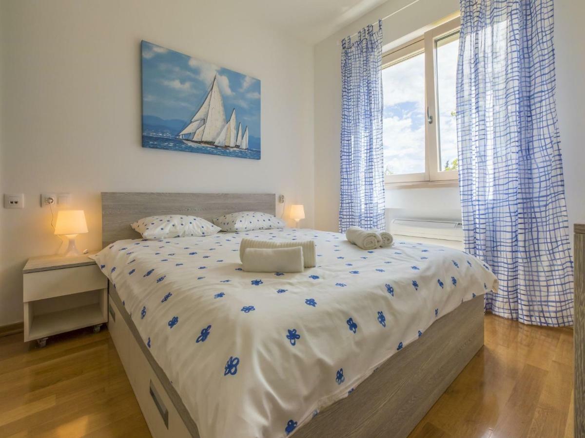 Apartments Mb Crikvenica Eksteriør bilde