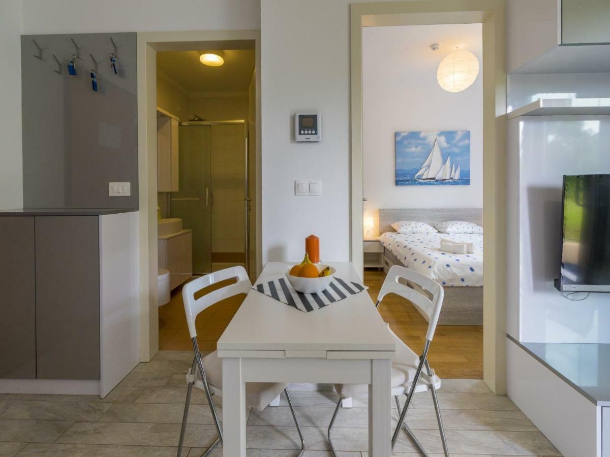 Apartments Mb Crikvenica Eksteriør bilde
